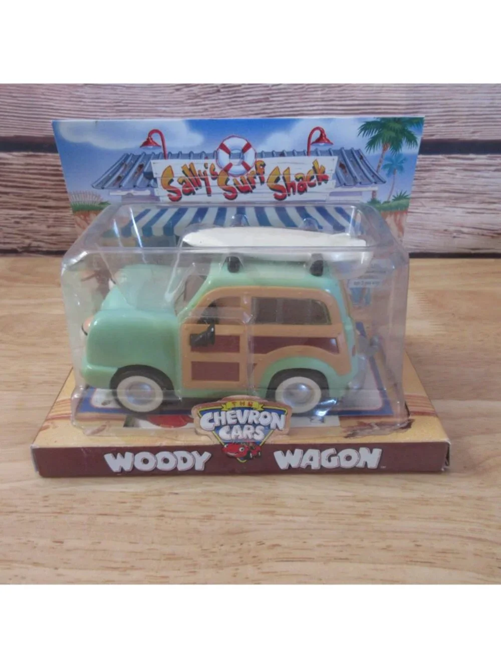 1999 Chevron Cars Woody Wagon Car w/ Surf Board Open Box